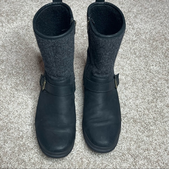 UGG Shoes - UGG Waterproof Robbie Boots